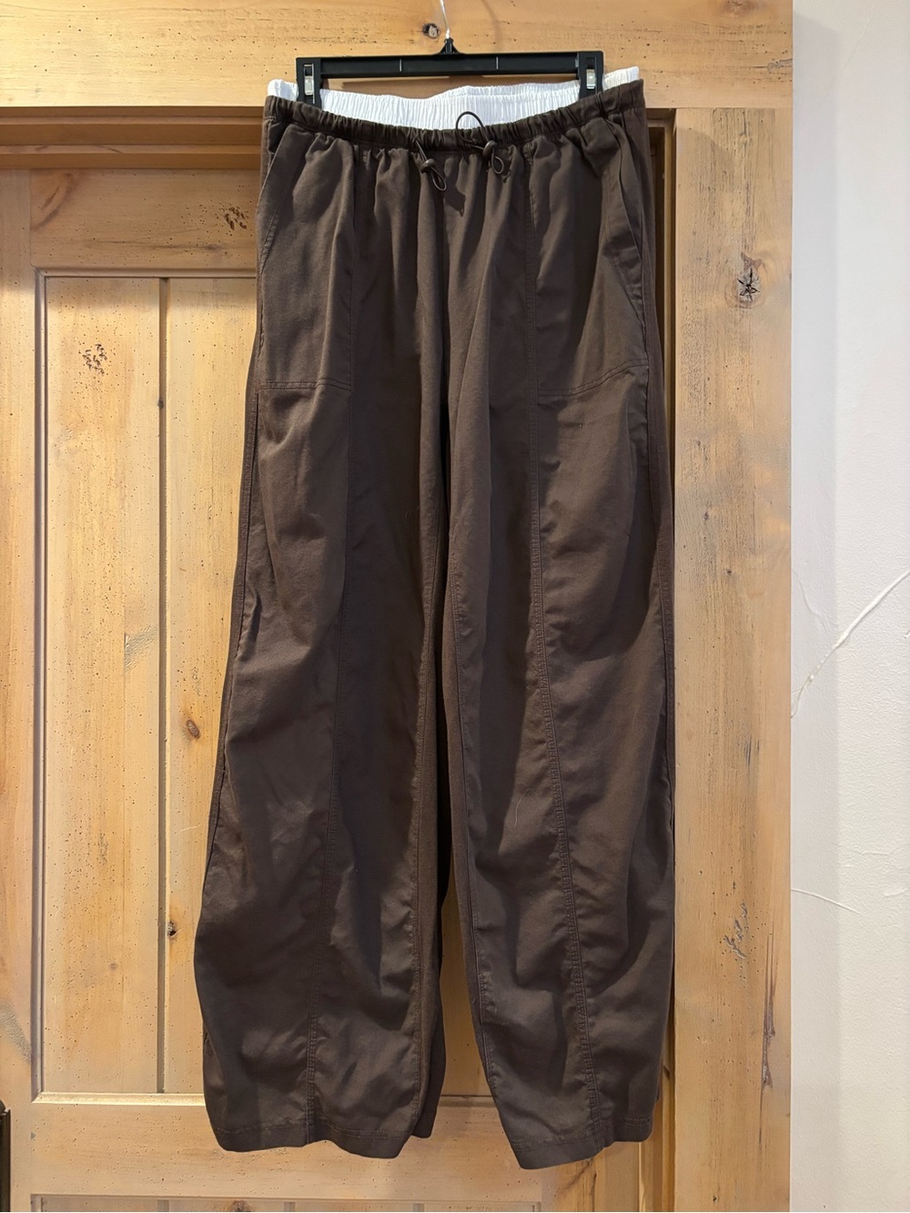 Relaxed Drawstring women’s Free people Pants in Dark Brown